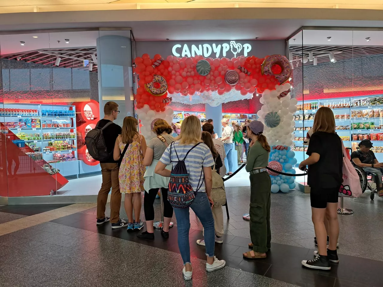 &lt;p&gt;Candy POP, sklep ze słodyczami w Złotych Tarasach w Warszawie&lt;/p&gt;