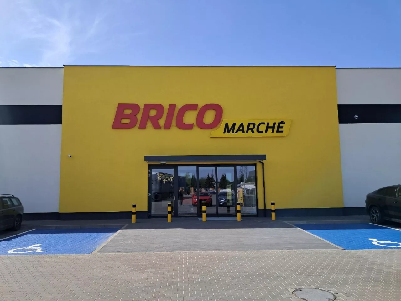 &lt;p&gt;Sklep sieci Bricomarché&lt;/p&gt;