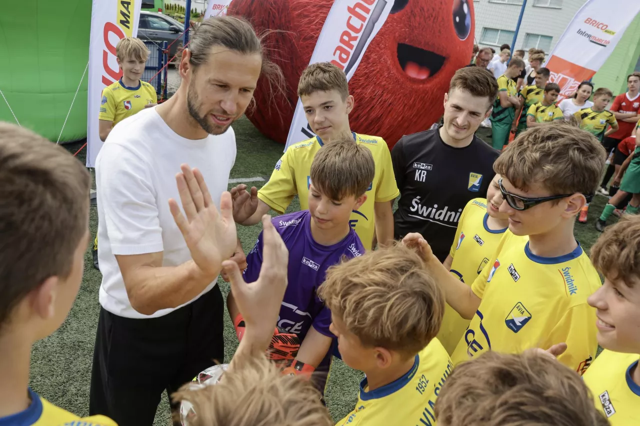 &lt;p&gt;Znany piłkarz Grzegorz Krychowiak został ambasadorem akcji Puchar Muszkieterów&lt;/p&gt;
