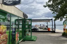 &lt;p&gt;Żabka z roku na rok uruchamia coraz więcej sklepów sezonowych&lt;/p&gt;