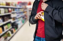 &lt;p&gt;Straty ponoszone przez sklepy stale rosną. Co na to ustawodawca?&lt;/p&gt;