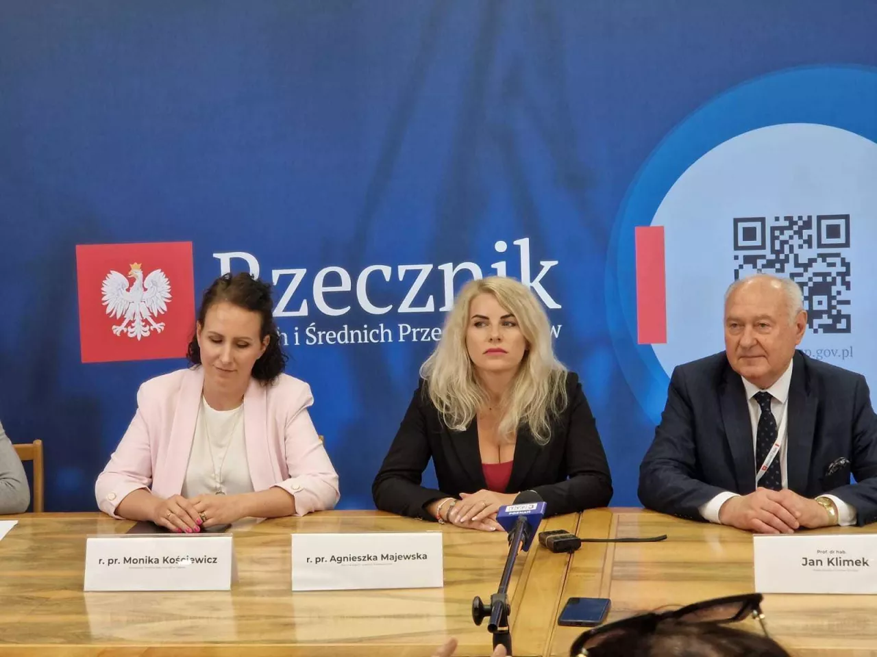 &lt;p&gt;Na zdjęciu od lewej: Monika Kościewicz (pełnomocniczka terenowa Rzecznika MŚP w Gdańsku), Agnieszka Majewska (Rzecznik Małych i Średnich Przedsiębiorstw) oraz Jan Klimek (prezes Rzemiosła Polskiego)&lt;/p&gt;