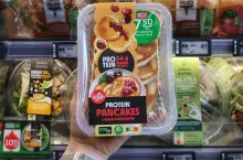 &lt;p&gt;Żabka udowadnia, że Polacy chętnie wybierają szybkie, pożywne i dostępne na każdym rogu posiłki&lt;/p&gt;