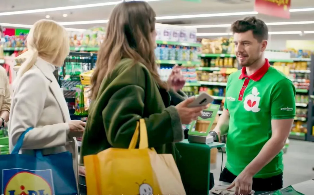 &lt;p&gt;Program lojalnościowy można zaprojektować samodzielnie. Jeśli sklep jest w sieci, może skorzystać z jej oferty&lt;/p&gt;