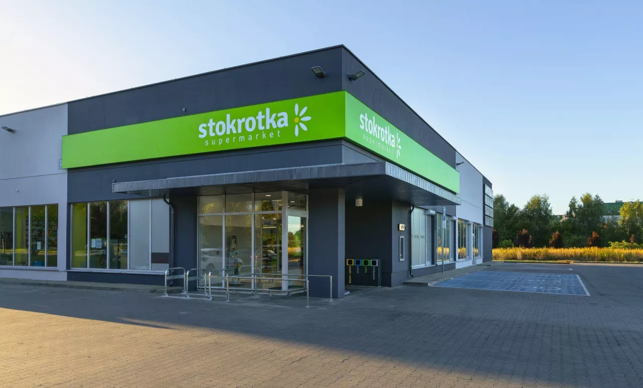 &lt;p&gt;Nowy format sklepów Stokrotki. Market z kasami wspieranymi przez AI (fot. Stokrotka)&lt;/p&gt;