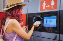 &lt;p&gt;System kaucyjny lepiej działa w małych miastach. Co to oznacza dla właścicieli sklepów? - (fot. Shutterstock)&lt;/p&gt;