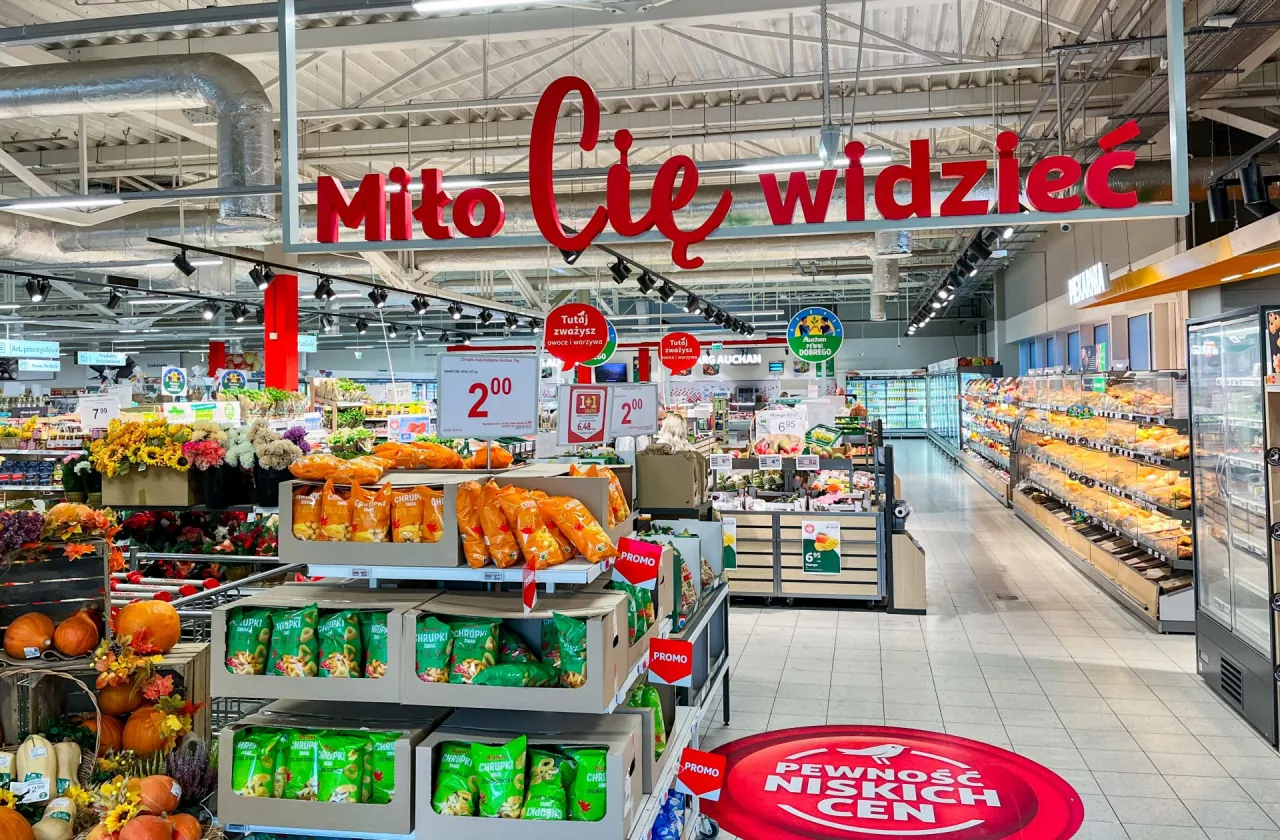 &lt;p&gt;Oferta franczyzowa Auchan jest skierowana do przedsiębiorców już prowadzących sklepy rodzinne, franczyzowe lub własne poszukujących lepszej oferty produktowej i cenowej&lt;/p&gt;