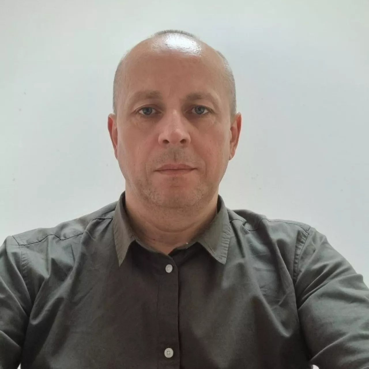 &lt;p&gt;Oferta franczyzowa Auchan jest skierowana do przedsiębiorców już prowadzących sklepy rodzinne, franczyzowe lub własne poszukujących lepszej oferty produktowej i cenowej&lt;/p&gt;