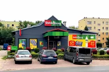 &lt;p&gt;Sieć Delikatesy Centrum przywiązuje dużą wagę do parkingów przed sklepami &lt;/p&gt;